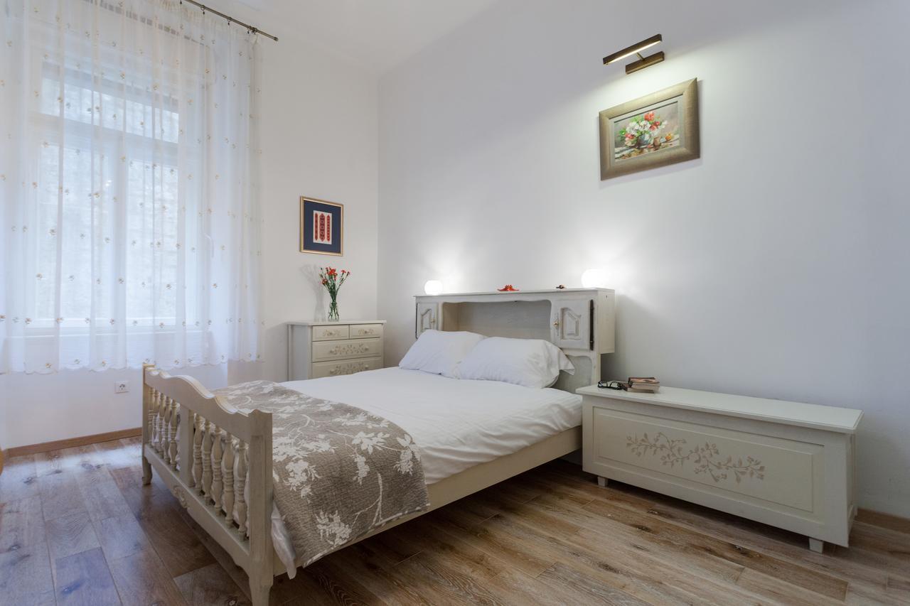 Luxury Beachfront Apartment Banje Dubrovnik Exterior foto