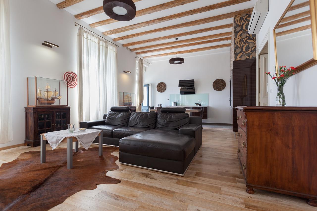 Luxury Beachfront Apartment Banje Dubrovnik Exterior foto